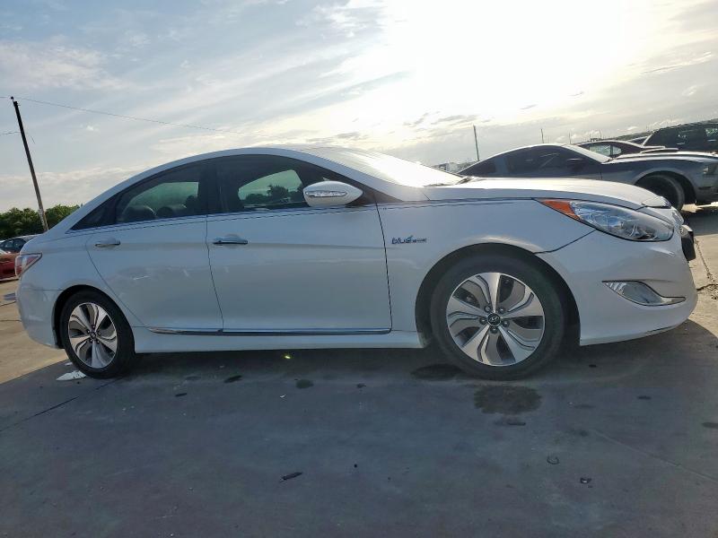  HYUNDAI SONATA 2013 Белый