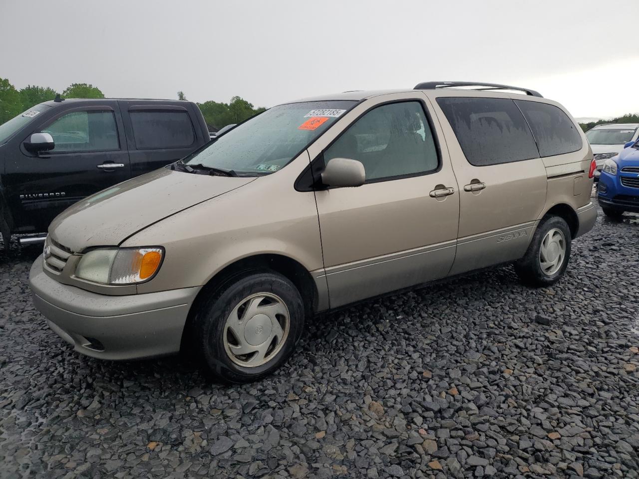 2004 Toyota Sienna Le