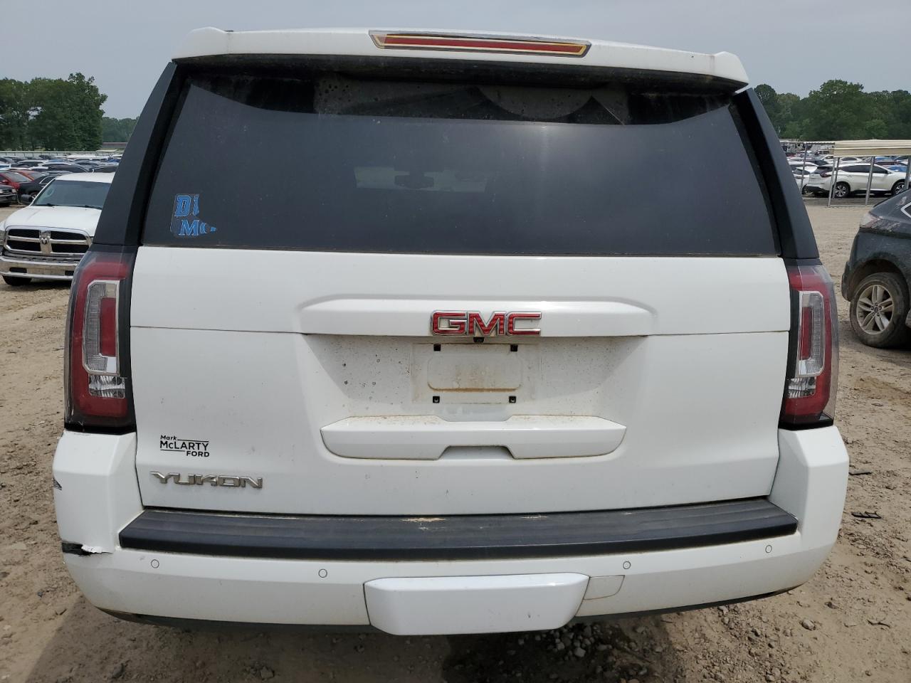 2016 GMC Yukon Sle VIN: 1GKS1AKC9GR172573 Lot: 56968565