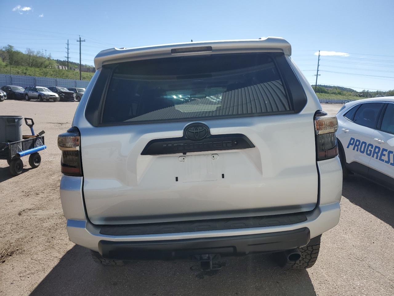 2019 Toyota 4Runner Sr5/Sr5 Premium VIN: JTEBU5JR6K5652856 Lot: 57349305