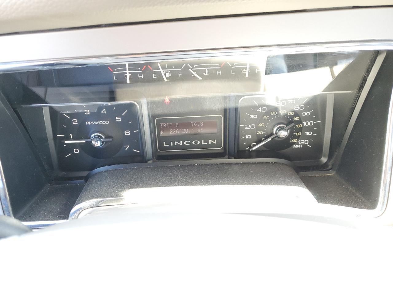 2010 Lincoln Navigator VIN: 5LMJJ2J56AEJ02164 Lot: 56325935