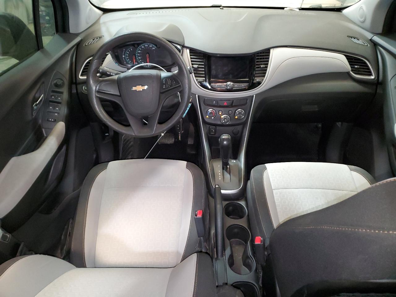 2019 Chevrolet Trax Ls VIN: 3GNCJKSB8KL195749 Lot: 58844425