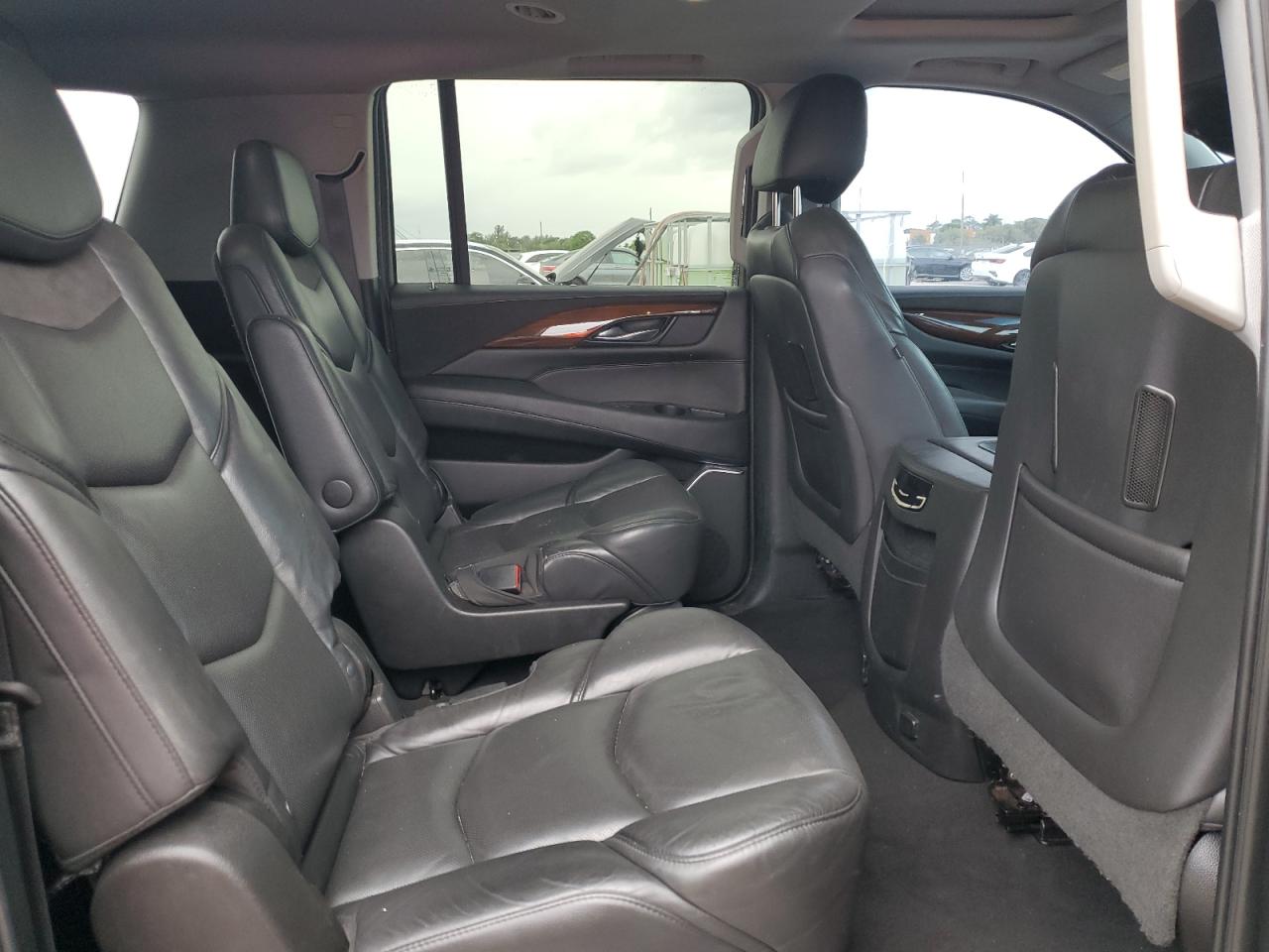 2019 Cadillac Escalade Esv Luxury VIN: 1GYS3HKJ1KR296238 Lot: 56491835