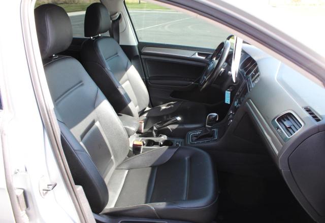  VOLKSWAGEN GOLF 2017 Srebrny
