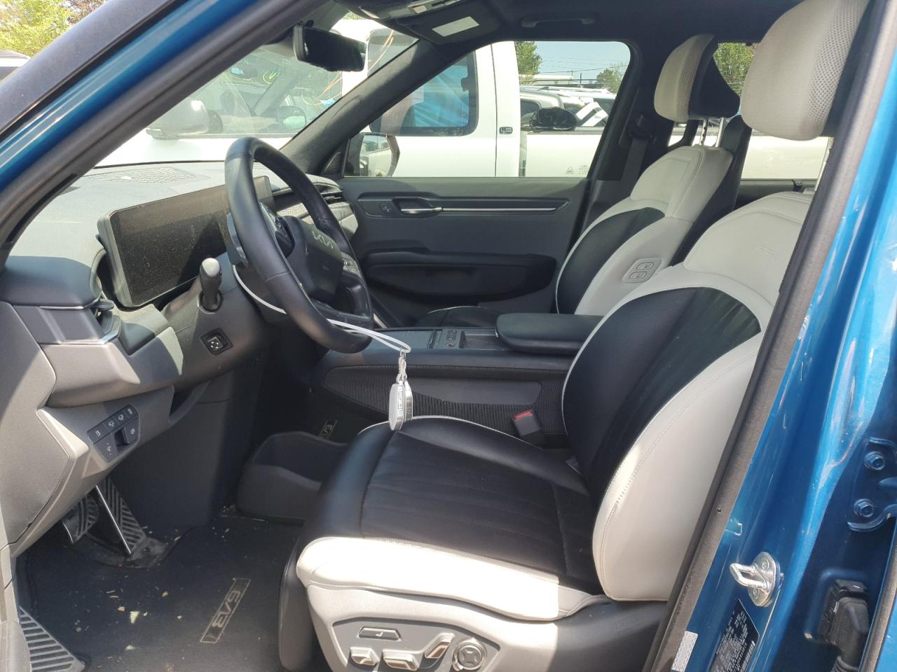 2024 Kia Ev9 Gt Line VIN: KNDAEFS50R6039019 Lot: 55976185