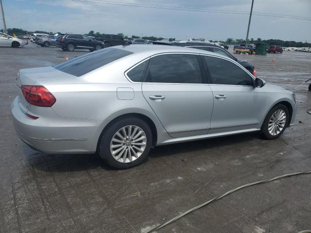  VOLKSWAGEN PASSAT 2016 Silver