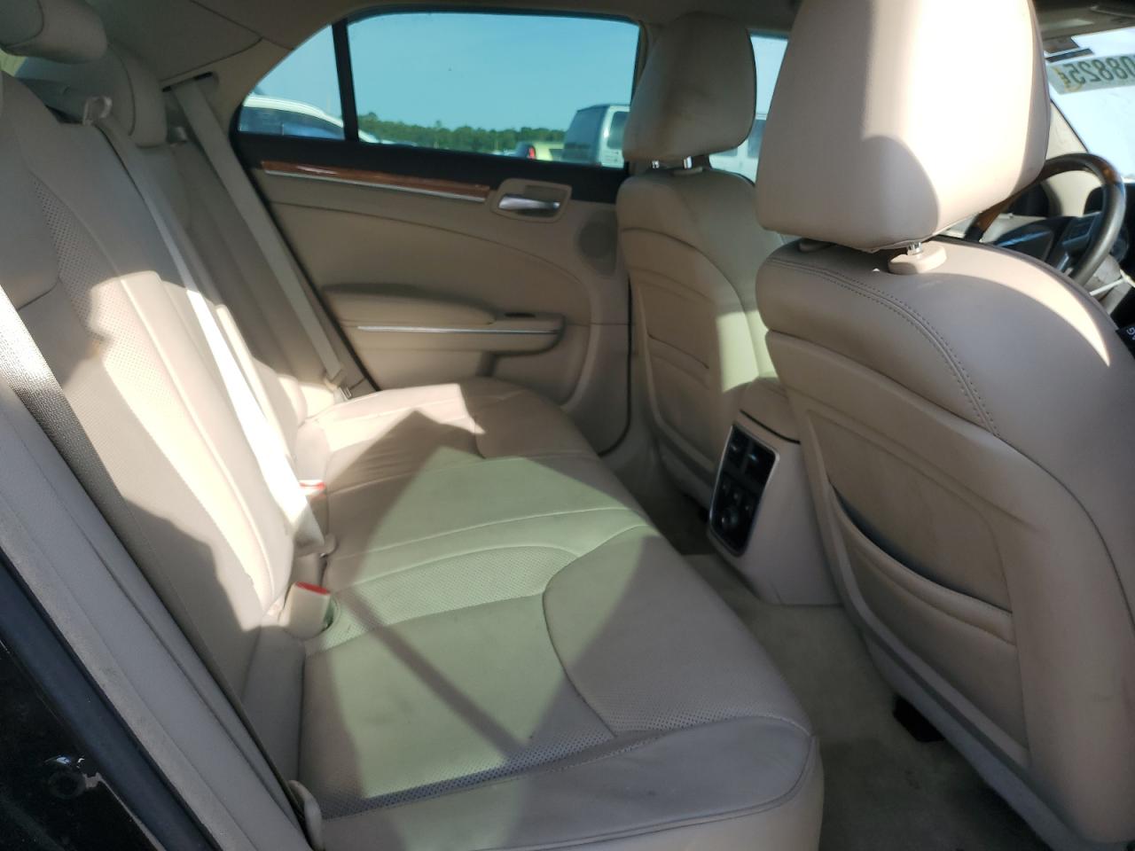 2013 Chrysler 300C VIN: 2C3CCAET3DH553227 Lot: 57408825