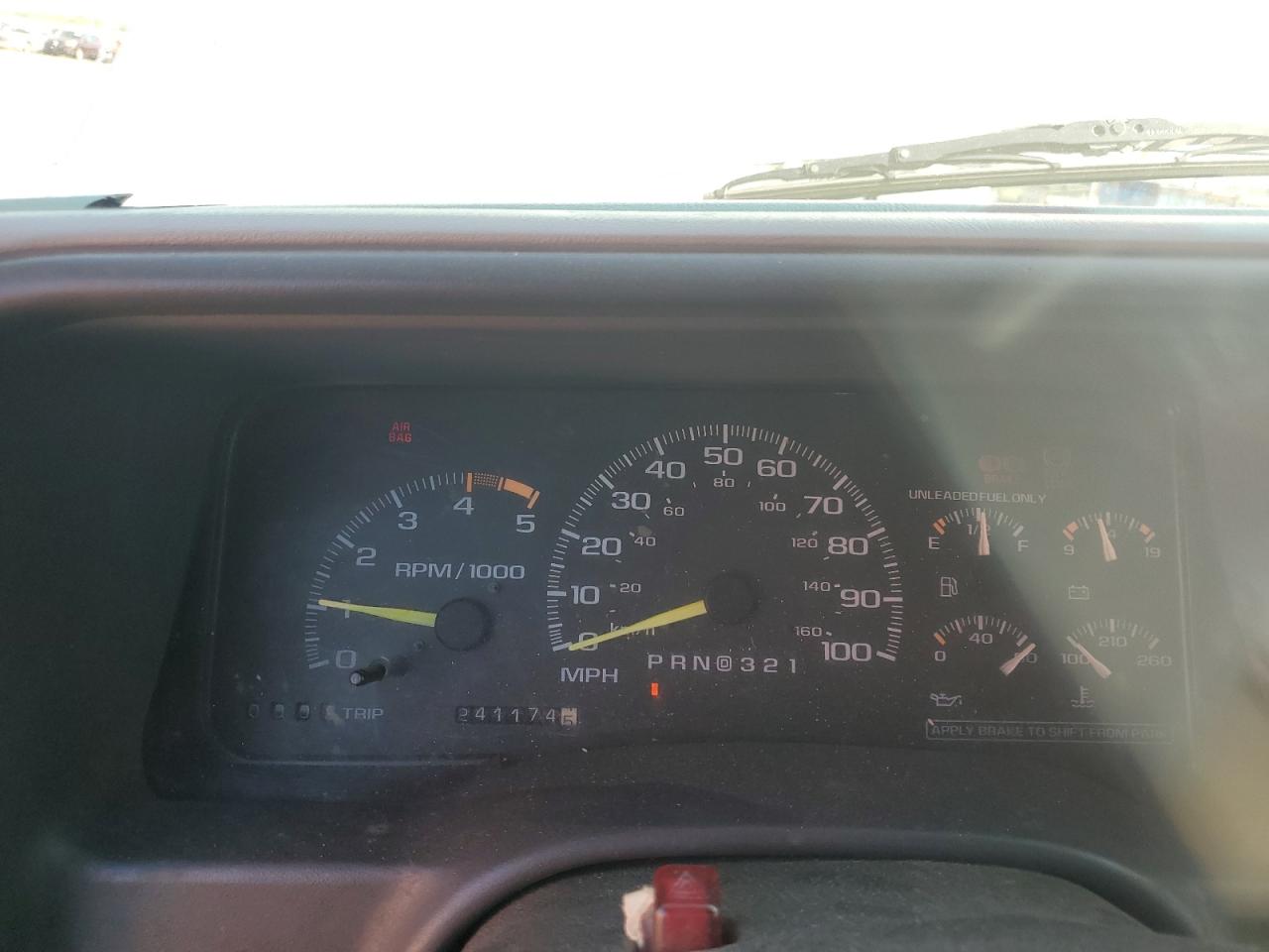 1995 Chevrolet Gmt-400 K1500 VIN: 1GCEK19K8SE267810 Lot: 57310745