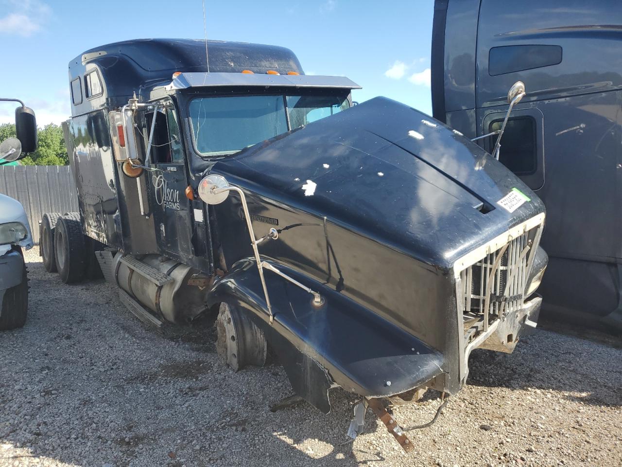 1995 International 9400 Semi Truck zu verkaufen in Des Moines, IA - Front End