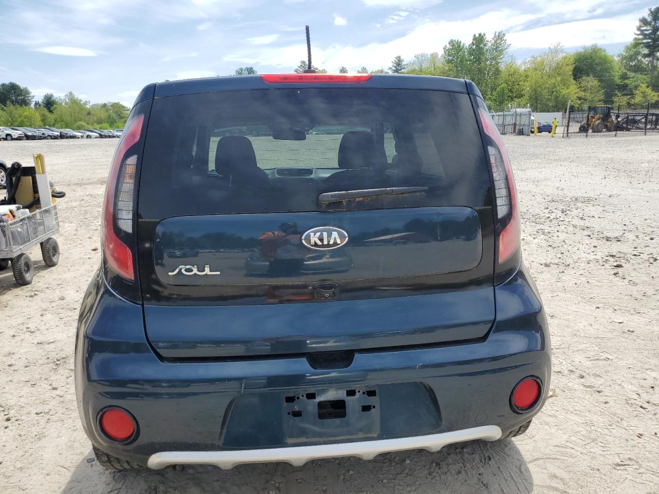 2018 Kia Soul + VIN: KNDJP3A5XJ7551301 Lot: 57247535