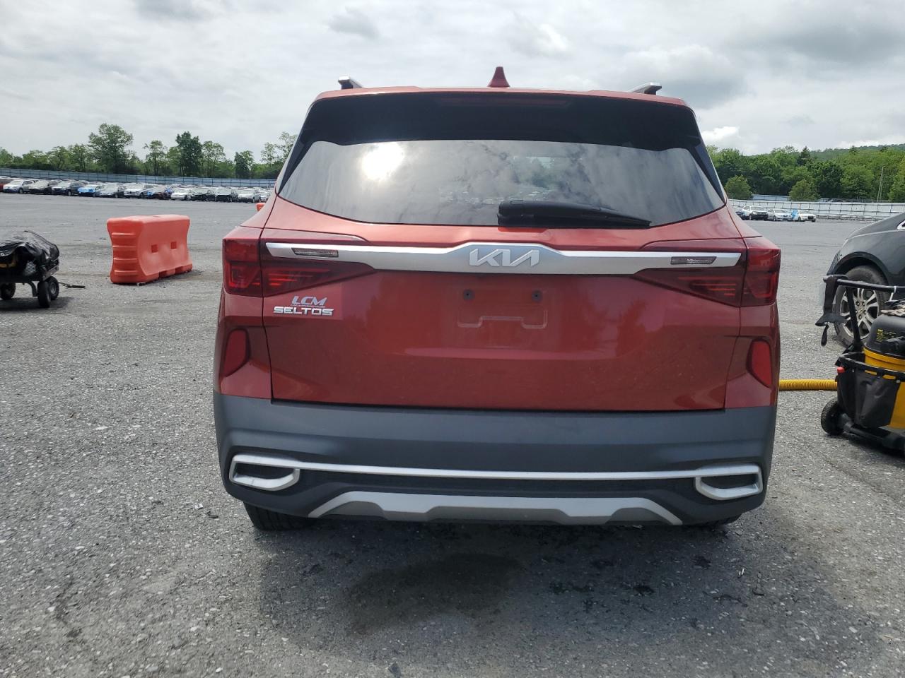 2022 Kia Seltos S VIN: KNDEUCAA7N7318022 Lot: 57513535