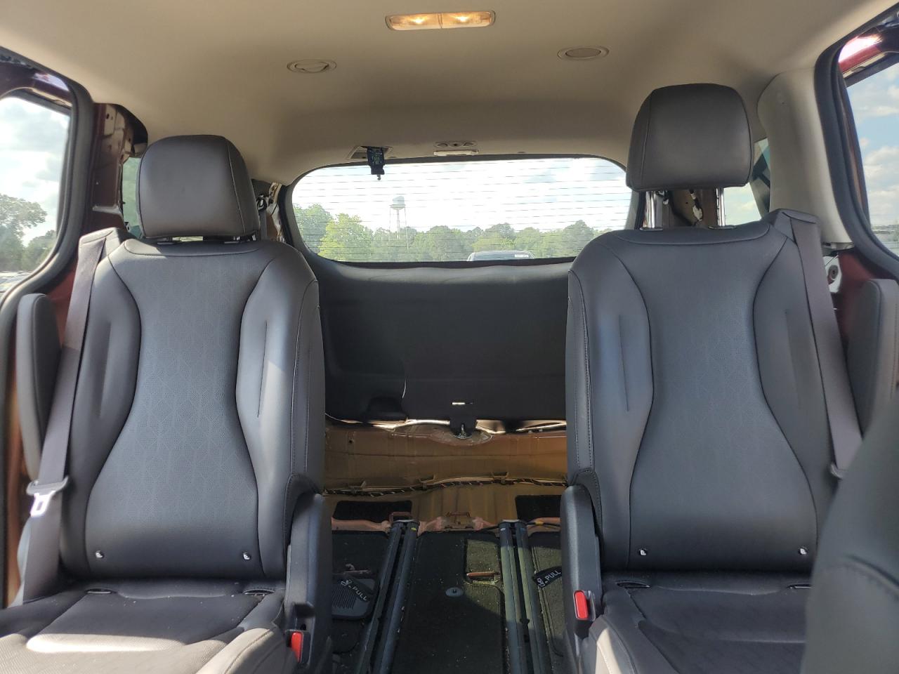 2024 Kia Carnival Lx VIN: KNDNB4H3XR6322029 Lot: 56733785