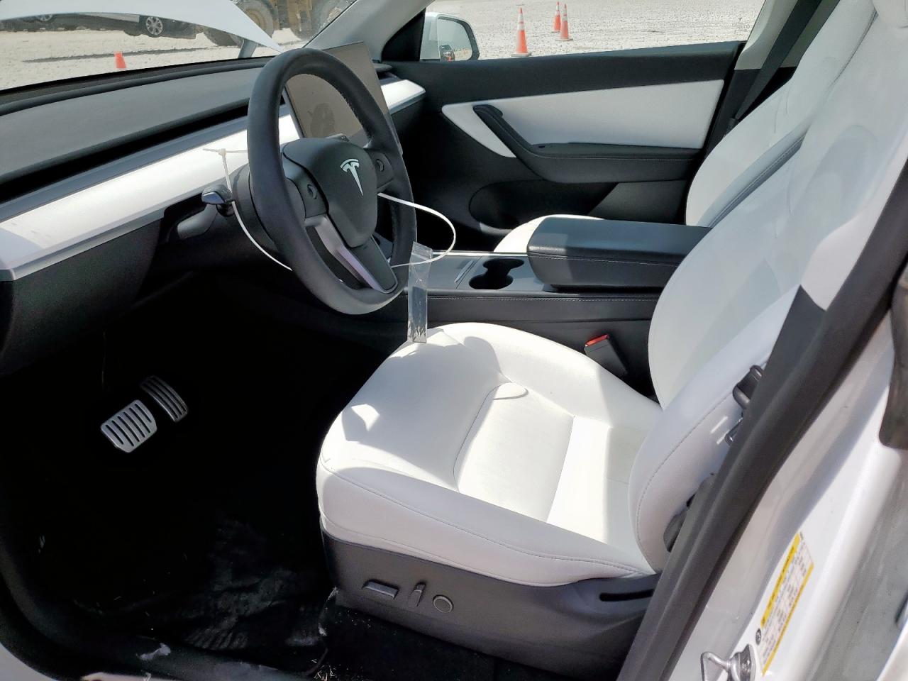 2022 Tesla Model Y VIN: 7SAYGDEF1NF438640 Lot: 56849115