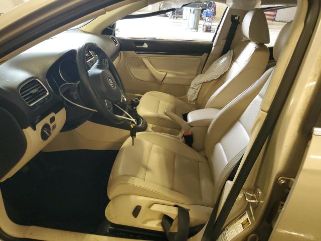 Crossovers VOLKSWAGEN JETTA 2012 Srebrny