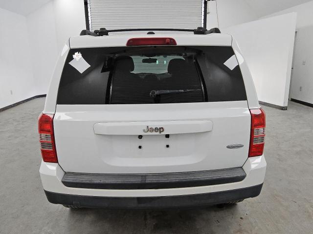  JEEP PATRIOT 2012 Biały