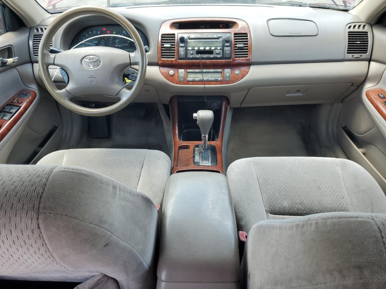 2004 Toyota Camry Le VIN: 4T1BE32KX4U329566 Lot: 56982045