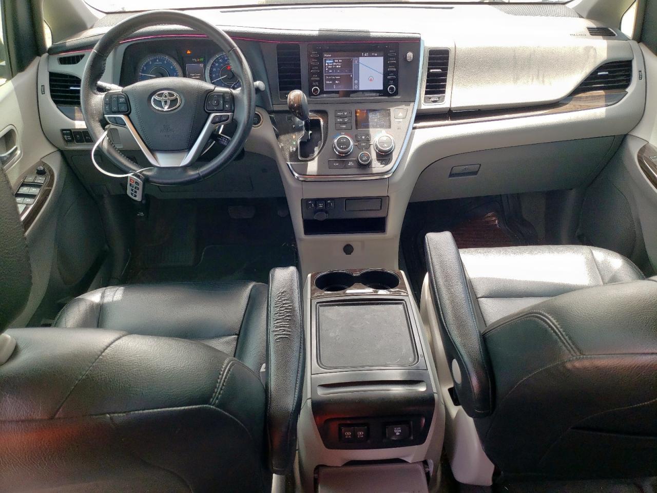 2019 Toyota Sienna Xle VIN: 5TDYZ3DC9KS977684 Lot: 56742555