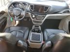 2022 Chrysler Pacifica Touring L   للبيع في Bakersfield، CA - Front End
