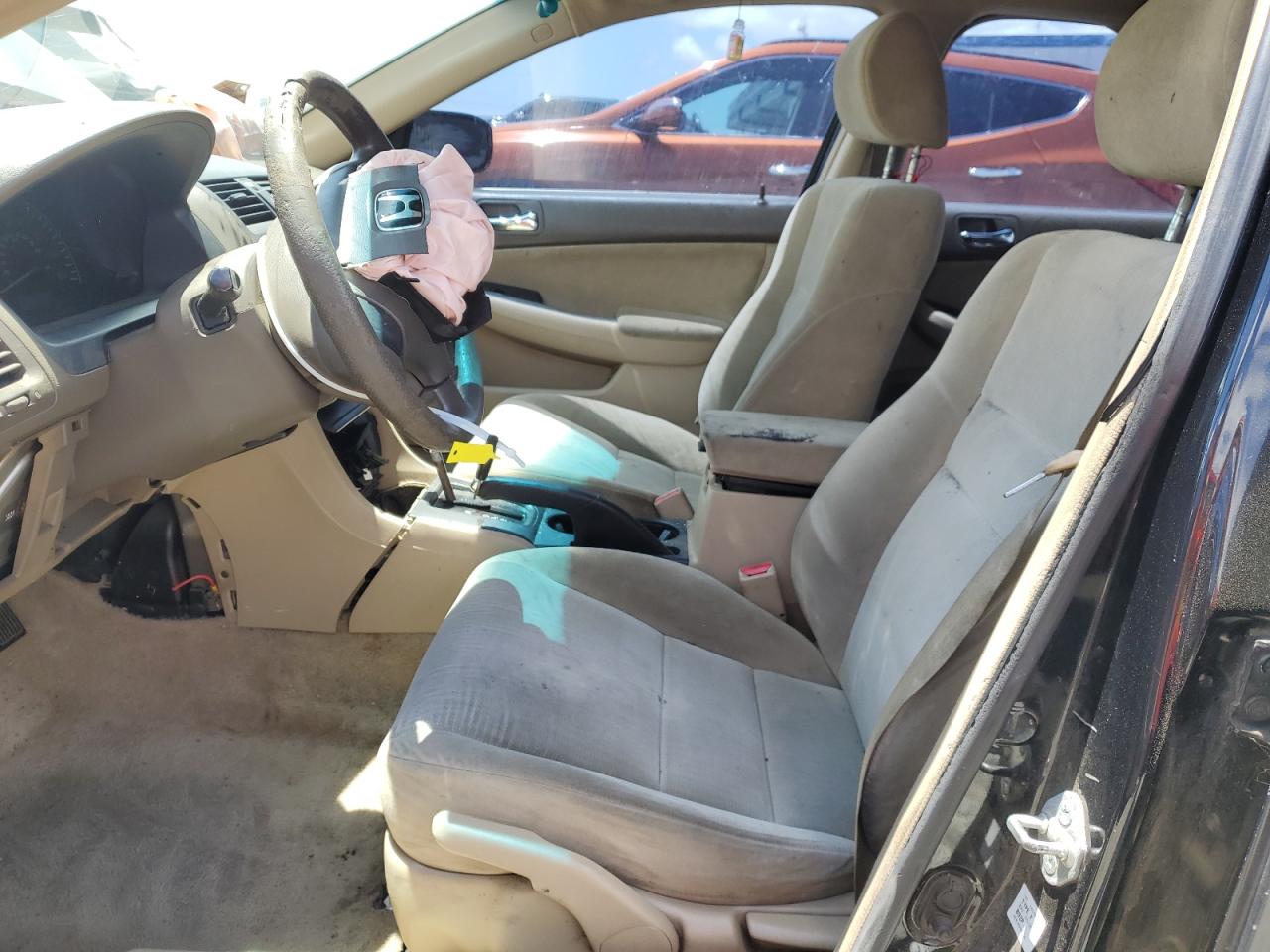 2005 Honda Accord Lx VIN: 1HGCM564X5A130086 Lot: 56872635