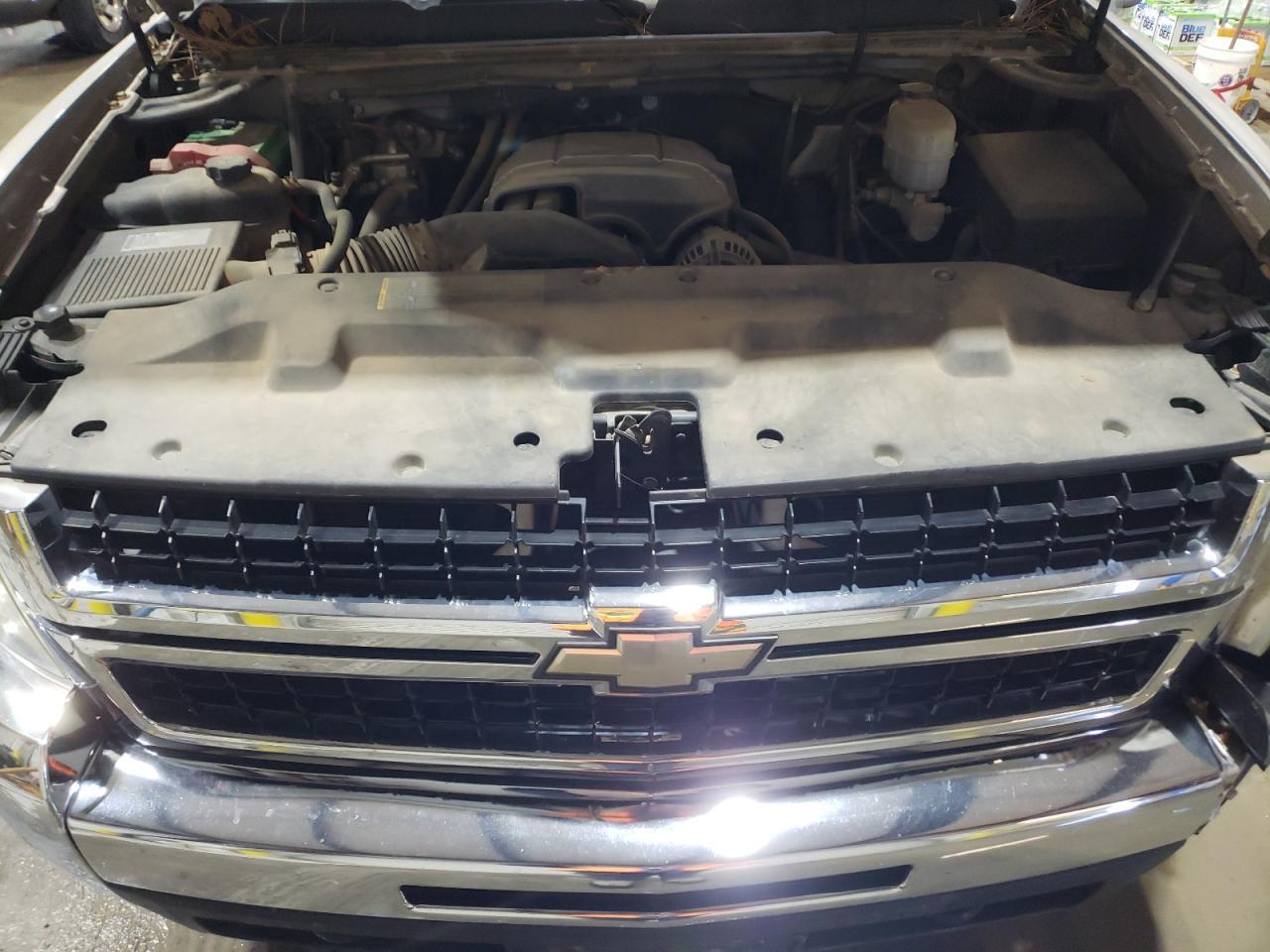 2009 Chevrolet Silverado - Image 11