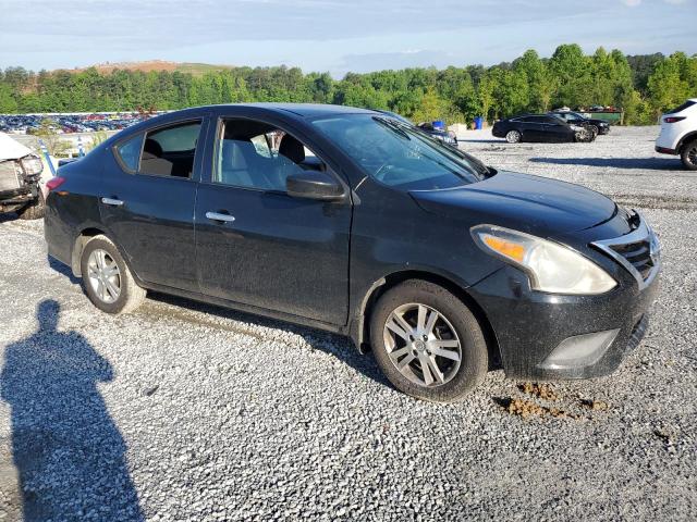  NISSAN VERSA 2015 Черный