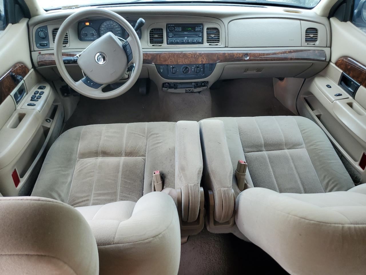 2005 Mercury Grand Marquis Gs VIN: 2MEFM74W05X602121 Lot: 56024795