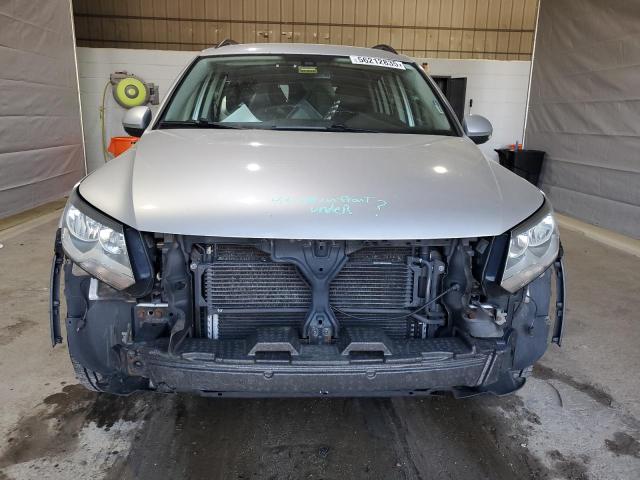 Parquets VOLKSWAGEN TIGUAN 2016 Srebrny