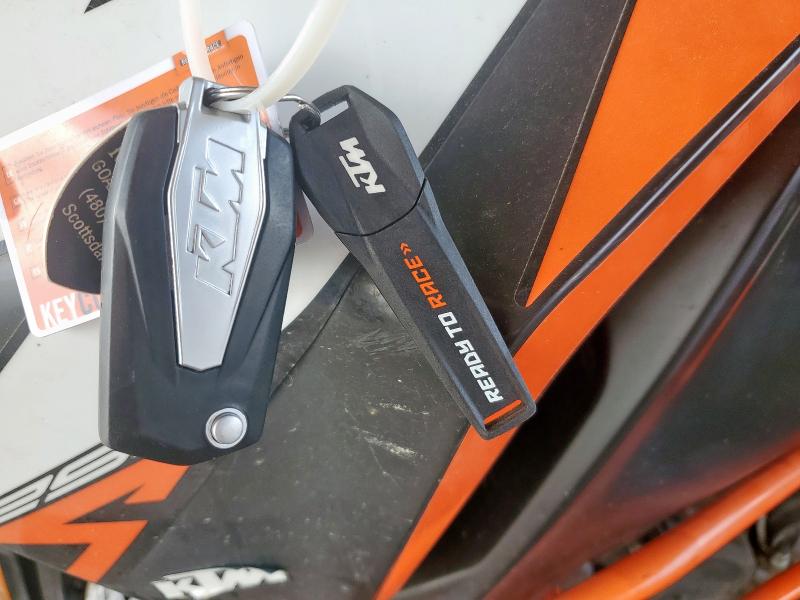  KTM MOTORCYCLE 2019 Два тона