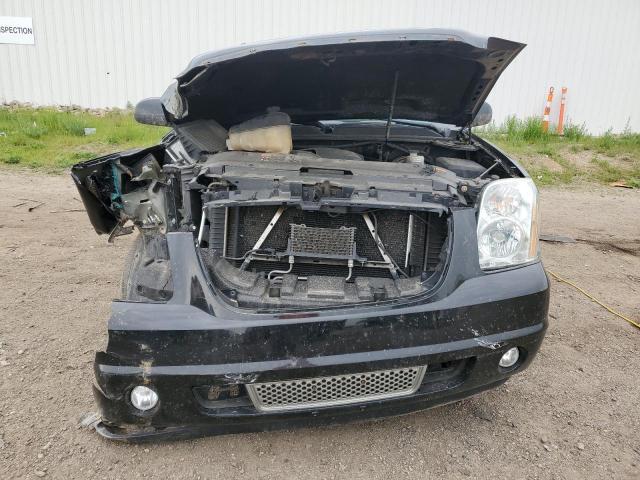 Паркетники GMC YUKON 2014 Черный