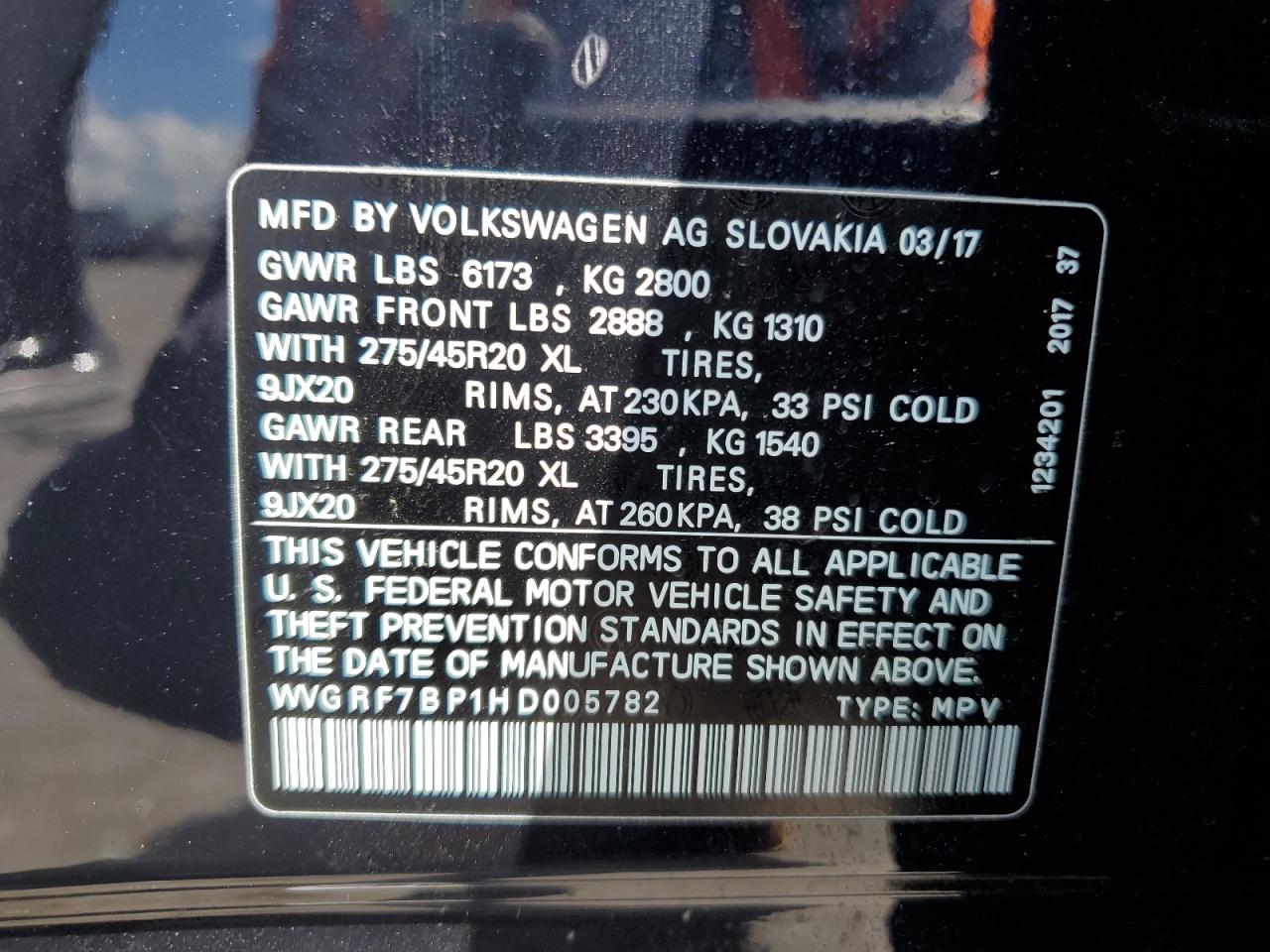 2017 Volkswagen Touareg Wolfsburg VIN: WVGRF7BP1HD005782 Lot: 55839795
