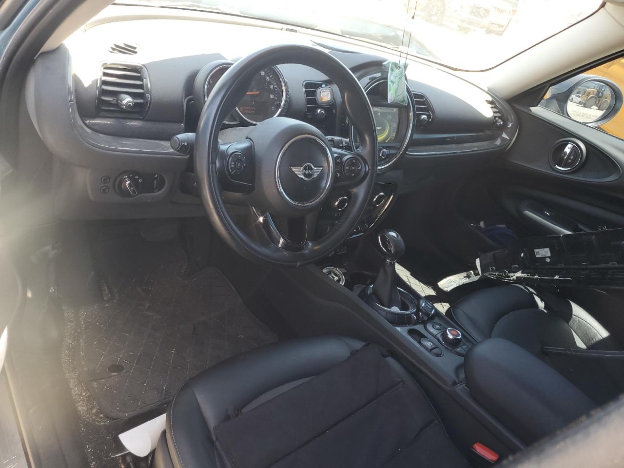 2017 Mini Cooper Clubman VIN: WMWLN5C5XH2E32601 Lot: 57464825
