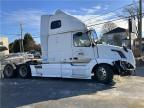 2004 Volvo Vn Vnl de vânzare în Pennsburg, PA - All Over