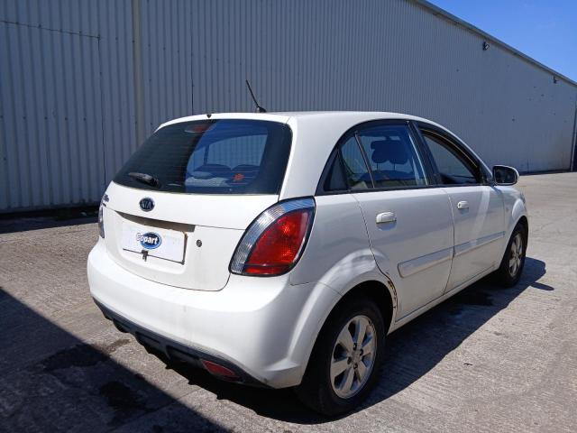 2010 KIA RIO DOMINO