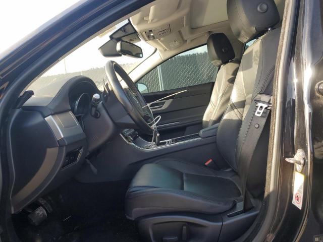 Sedans JAGUAR XF 2017 Czarny