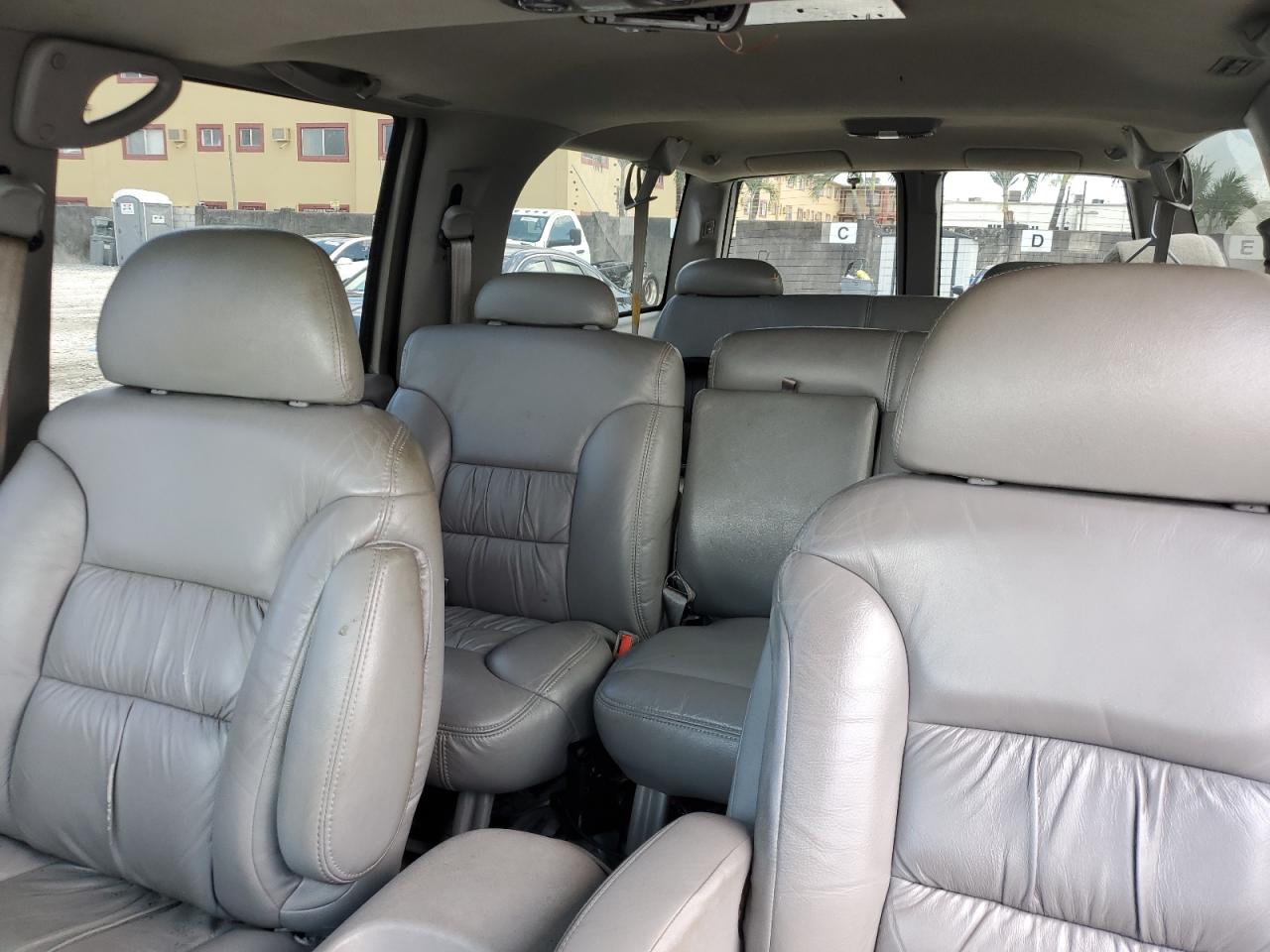 1999 Chevrolet Suburban C1500 VIN: 3GNEC16R8XG267165 Lot: 57030855