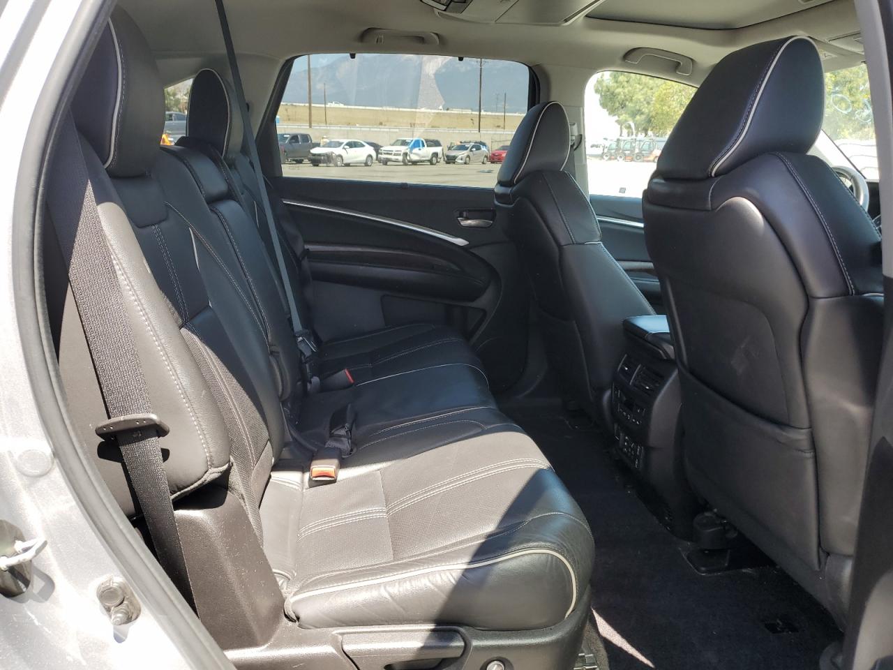 2018 Acura Mdx Advance VIN: 5J8YD4H92JL023587 Lot: 57086465
