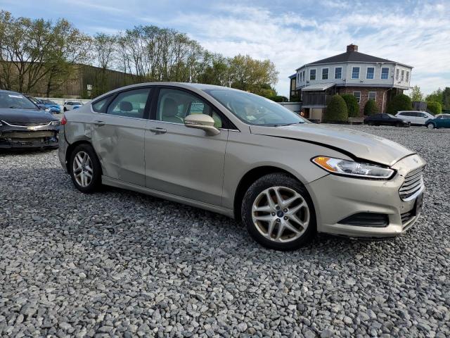 Sedans FORD FUSION 2015 Srebrny