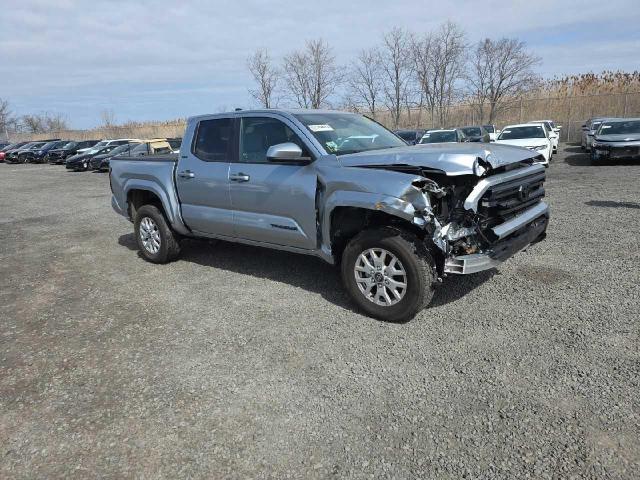  TOYOTA TACOMA 2024 Silver