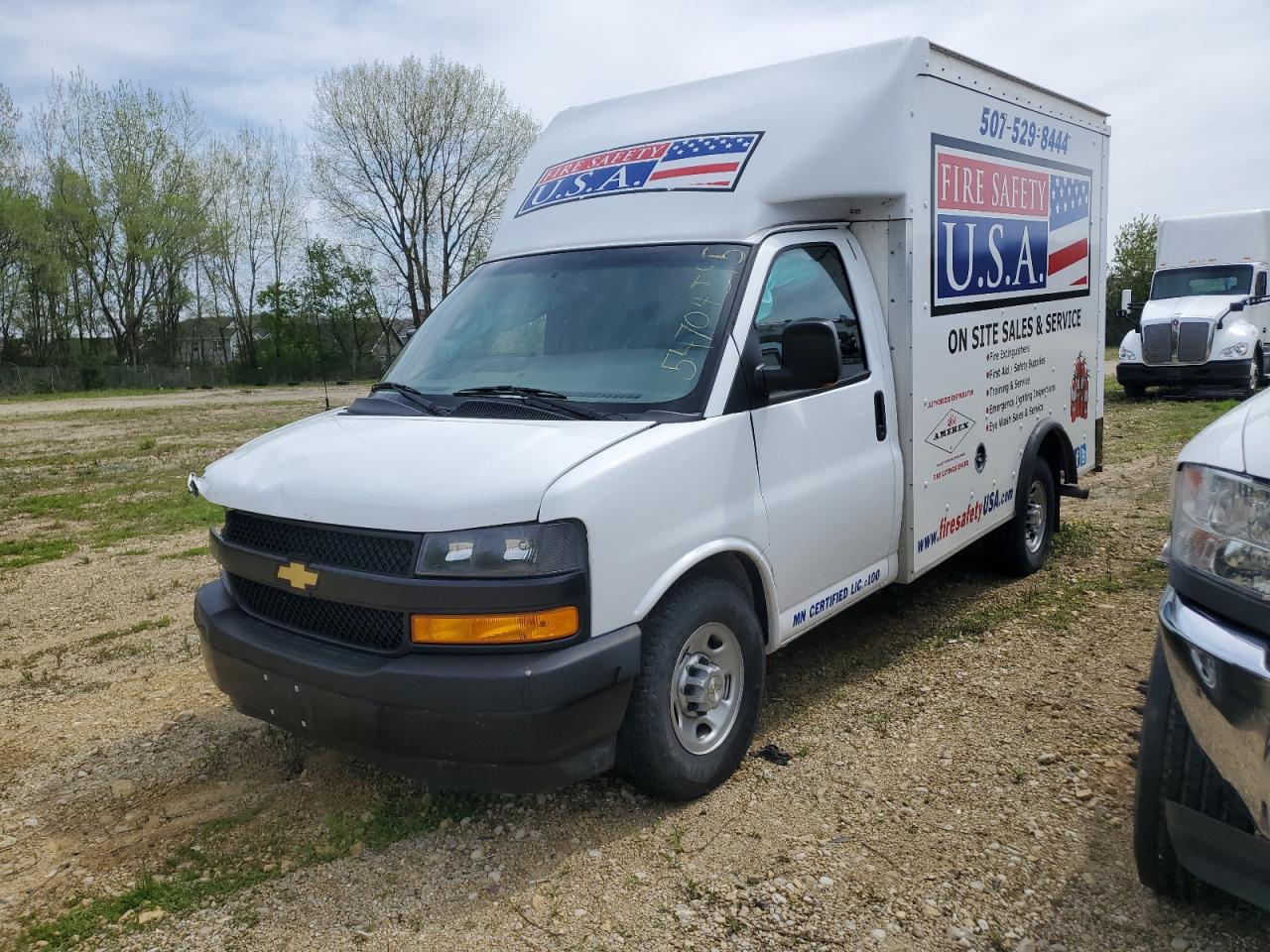 2022 Chevrolet Express G3500 zu verkaufen in Mcfarland, WI - Front End