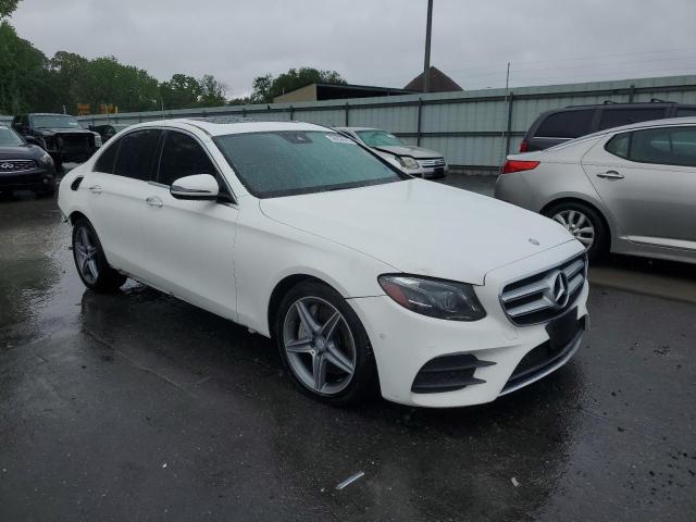  MERCEDES-BENZ E-CLASS 2017 Белы