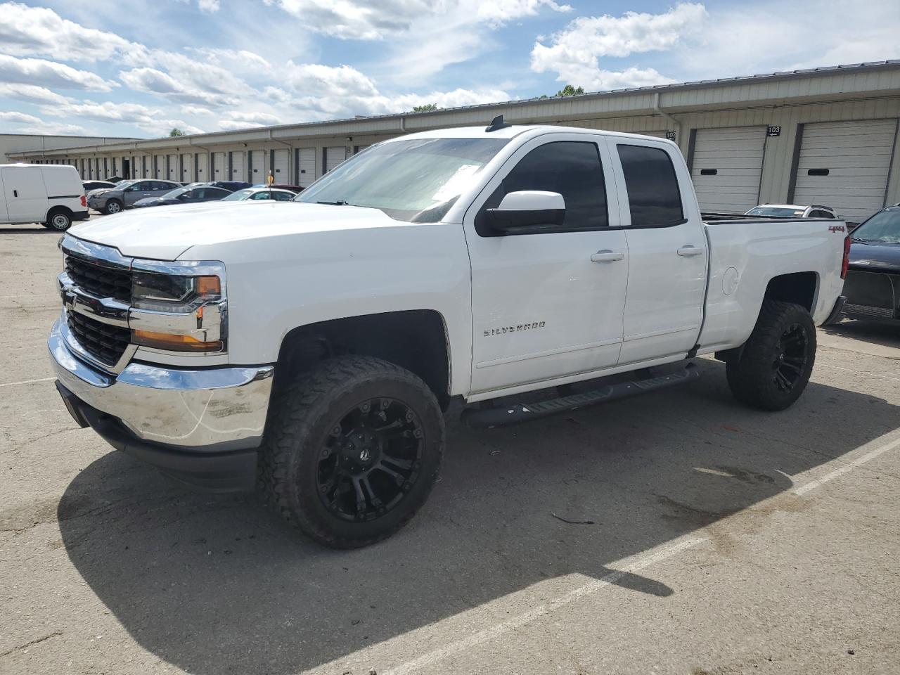 2017 Chevrolet Silverado K1500 Lt იყიდება Louisville-ში, KY - Hail