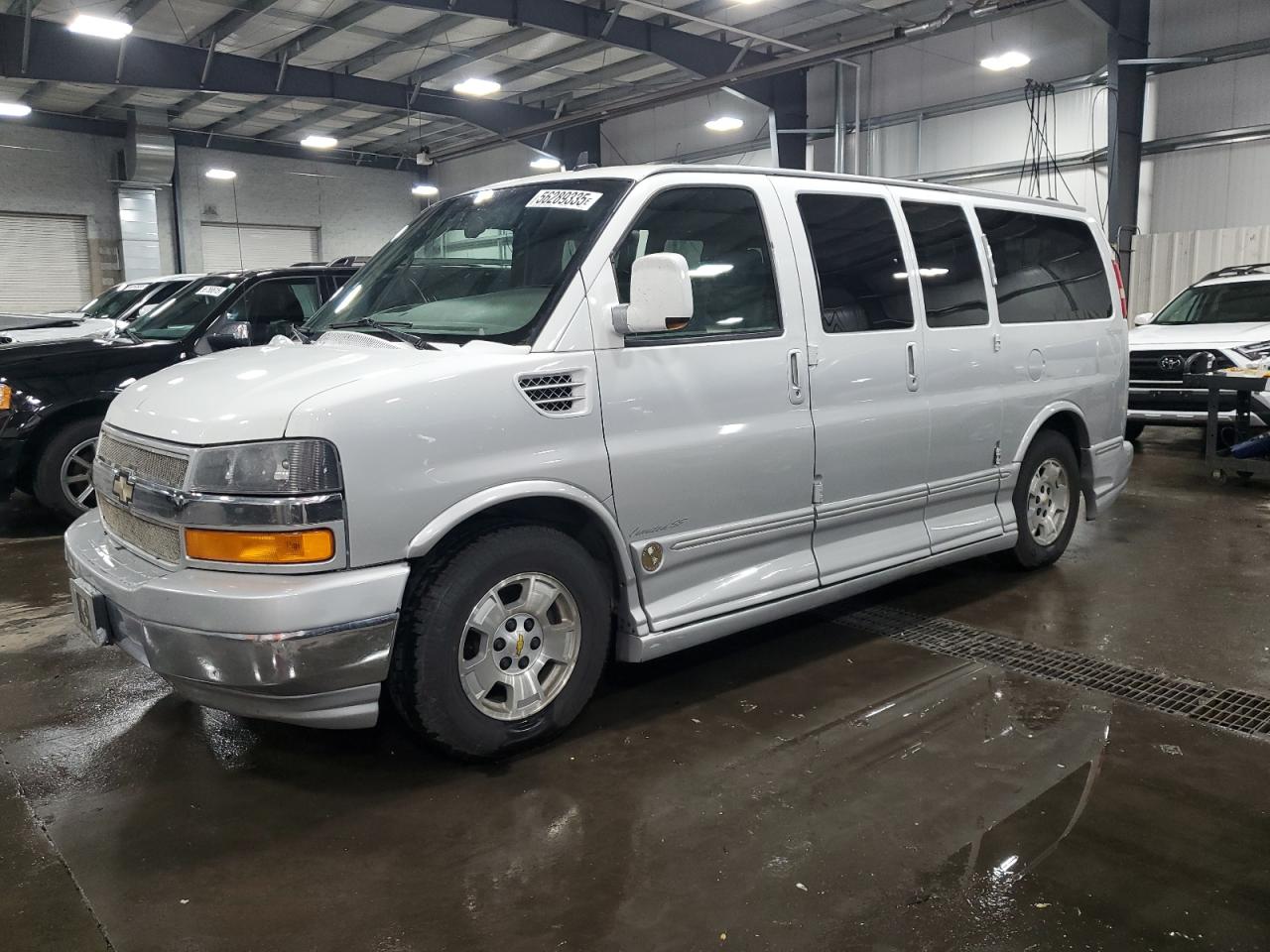 2009 Chevrolet Express G1500 na sprzedaż w Ham Lake, MN - Side