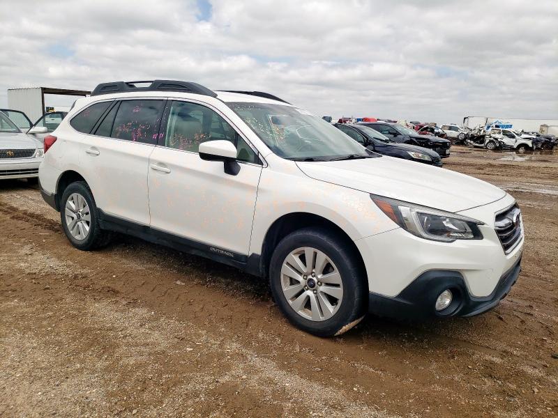  SUBARU OUTBACK 2018 Белы