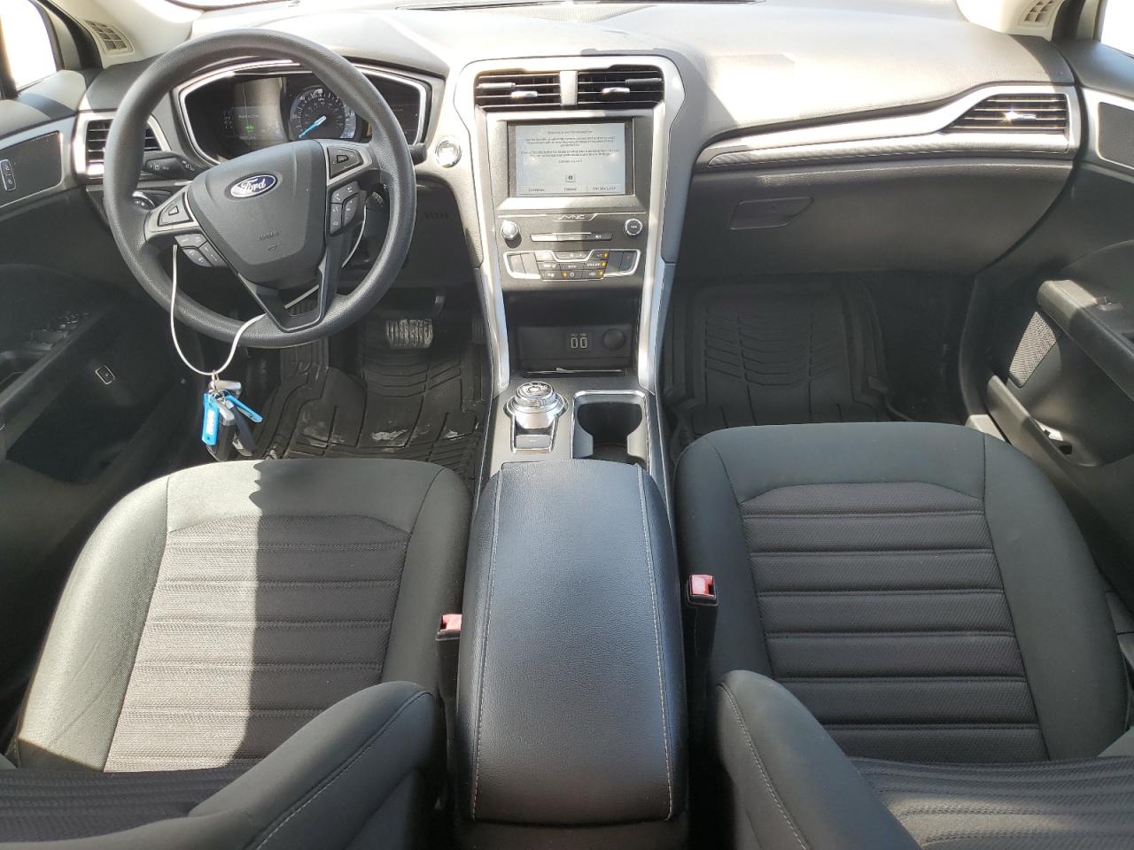 2019 Ford Fusion Se VIN: 3FA6P0LU8KR119296 Lot: 54043075