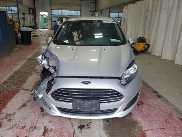  FORD FIESTA 2017 Silver