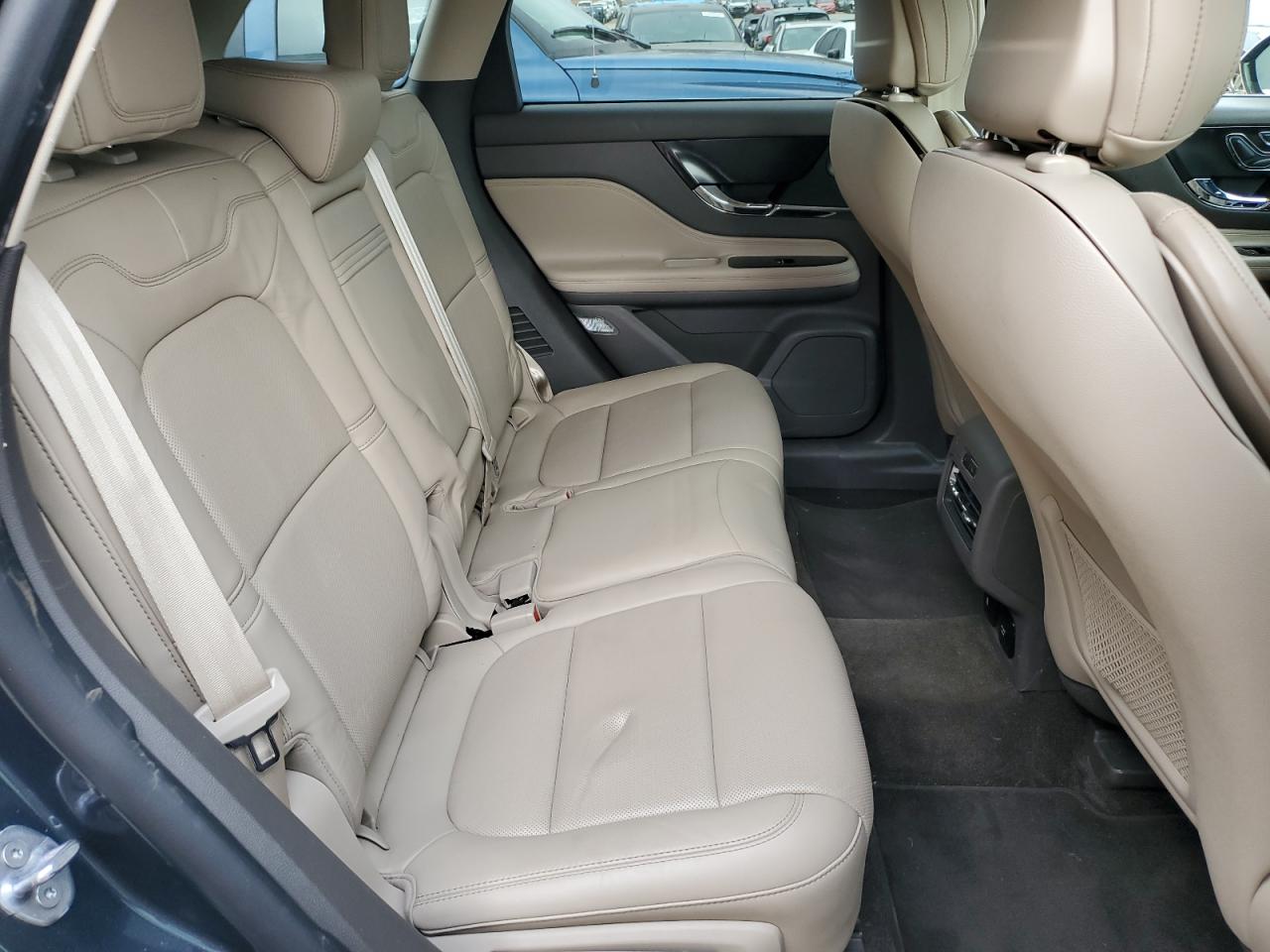 2020 Lincoln Corsair Reserve VIN: 5LMCJ2DH8LUL13812 Lot: 56201445