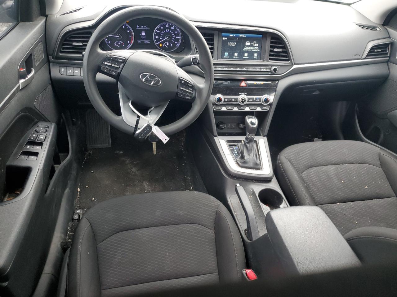 2020 Hyundai Elantra - Image 8