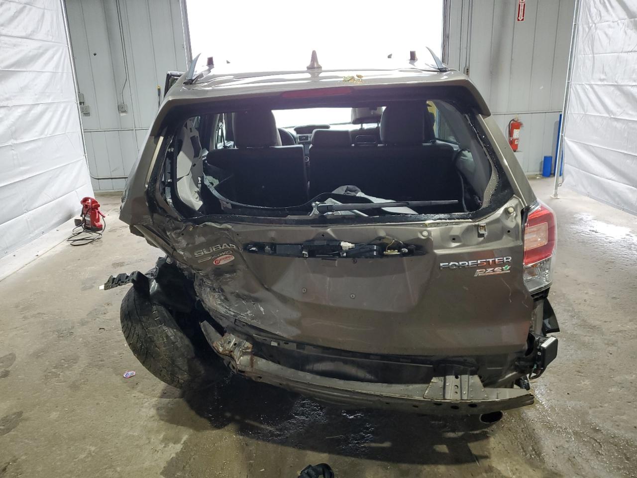 2017 Subaru Forester 2.5I Touring VIN: JF2SJAWC0HH540217 Lot: 55549155