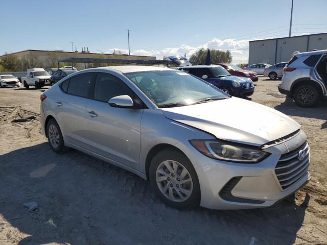  HYUNDAI ELANTRA 2018 Серебристый