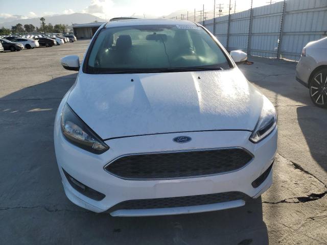Sedans FORD FOCUS 2016 White
